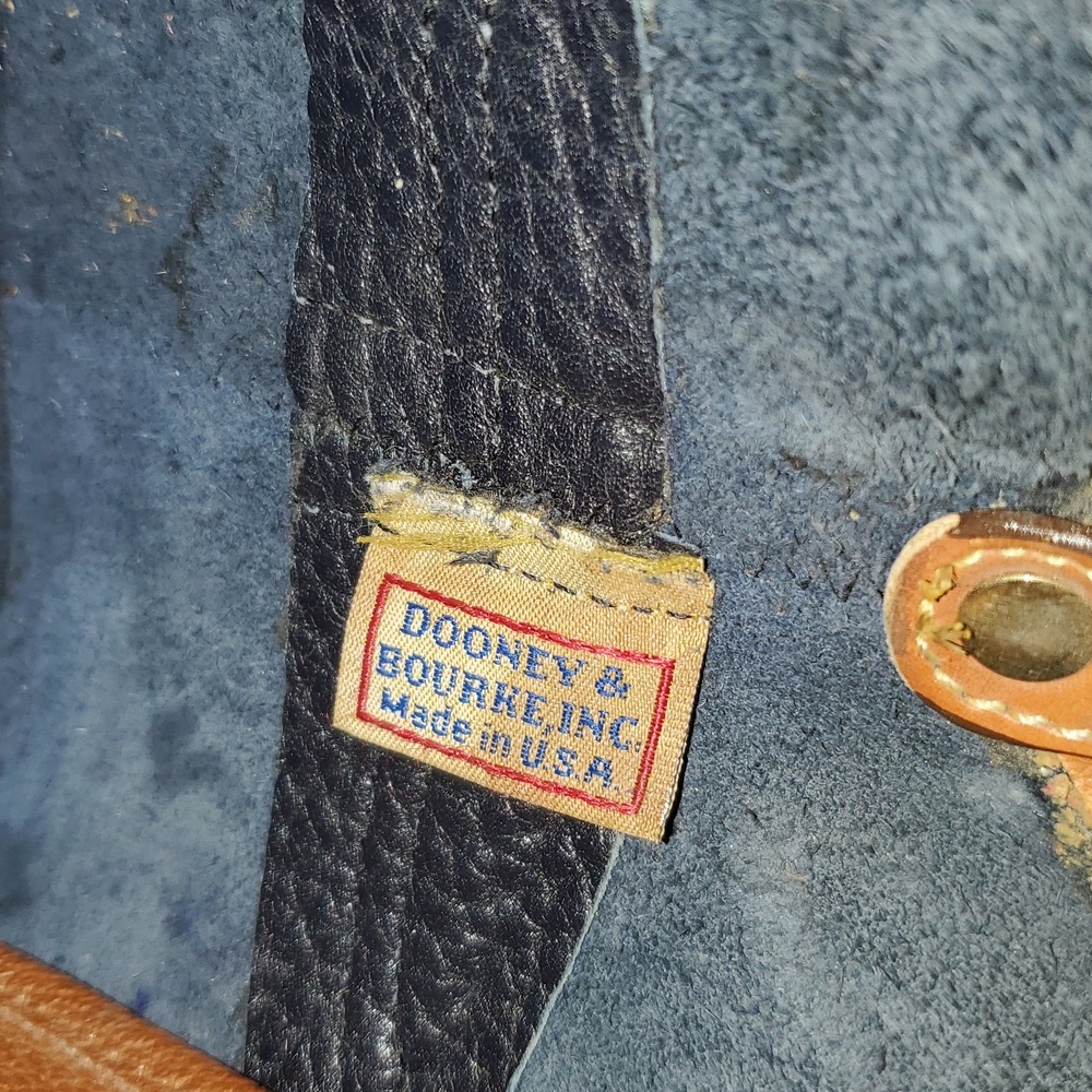 Dooney & Bourke Vintage All Weather Leather Satchel Handbag - Picture 4 of 12